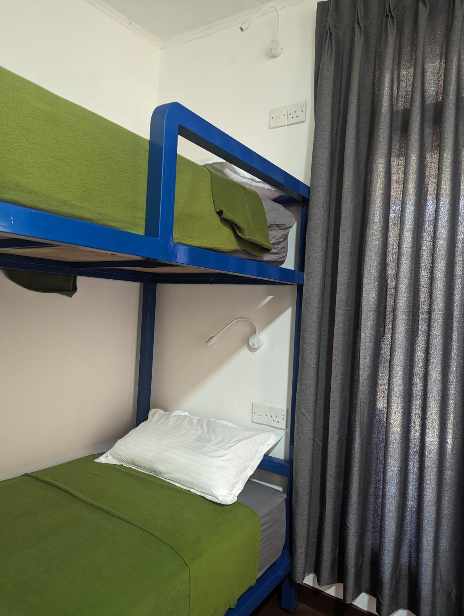 Hive Ella - Hostel Εξωτερικό φωτογραφία